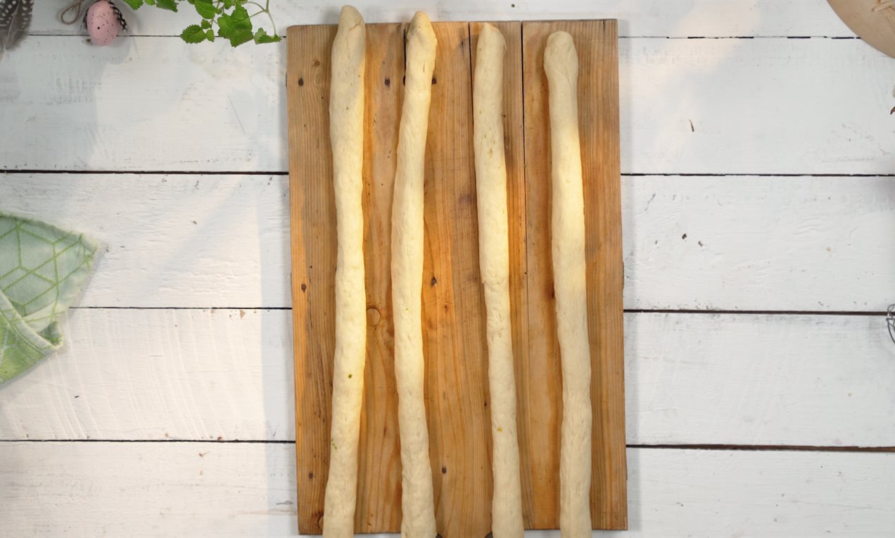 Jak uplést velikonoční cop-1