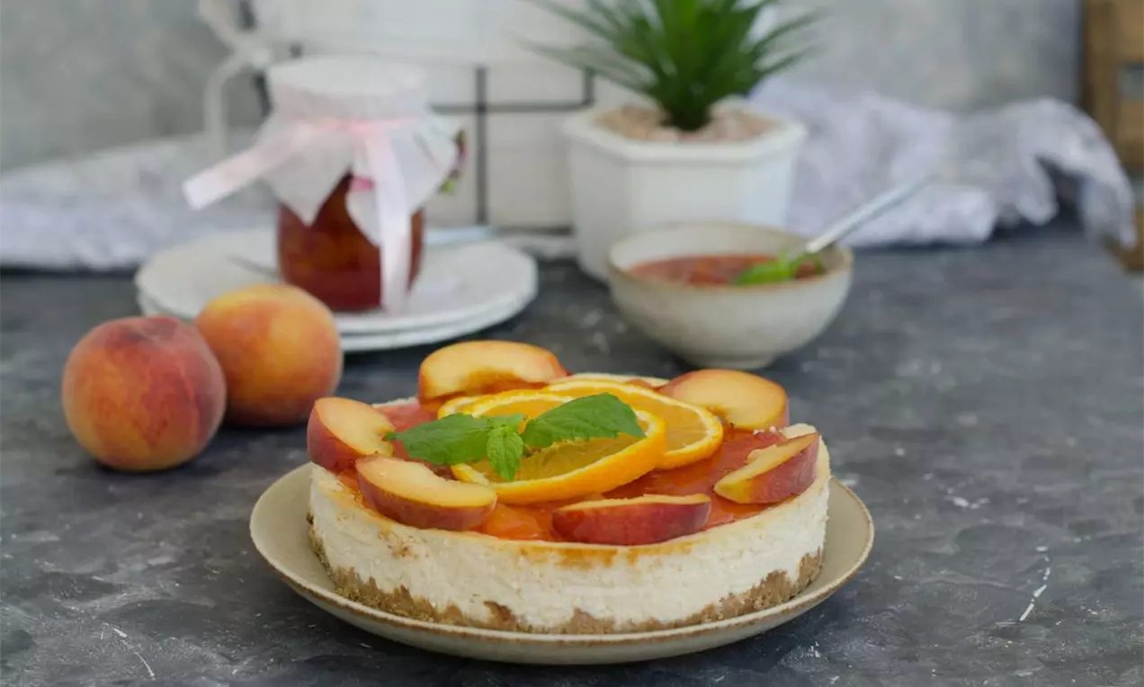 Tvarohový cheesecake s džemom